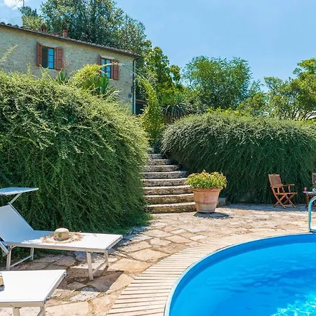 Villa La Casa Dell'artista 6, Emma