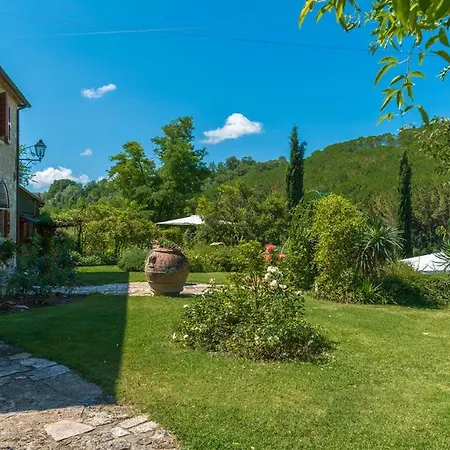 Villa La Casa Dell'artista 6, Emma Asciano