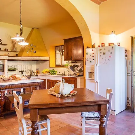 La Casa Dell'artista 6, Emma